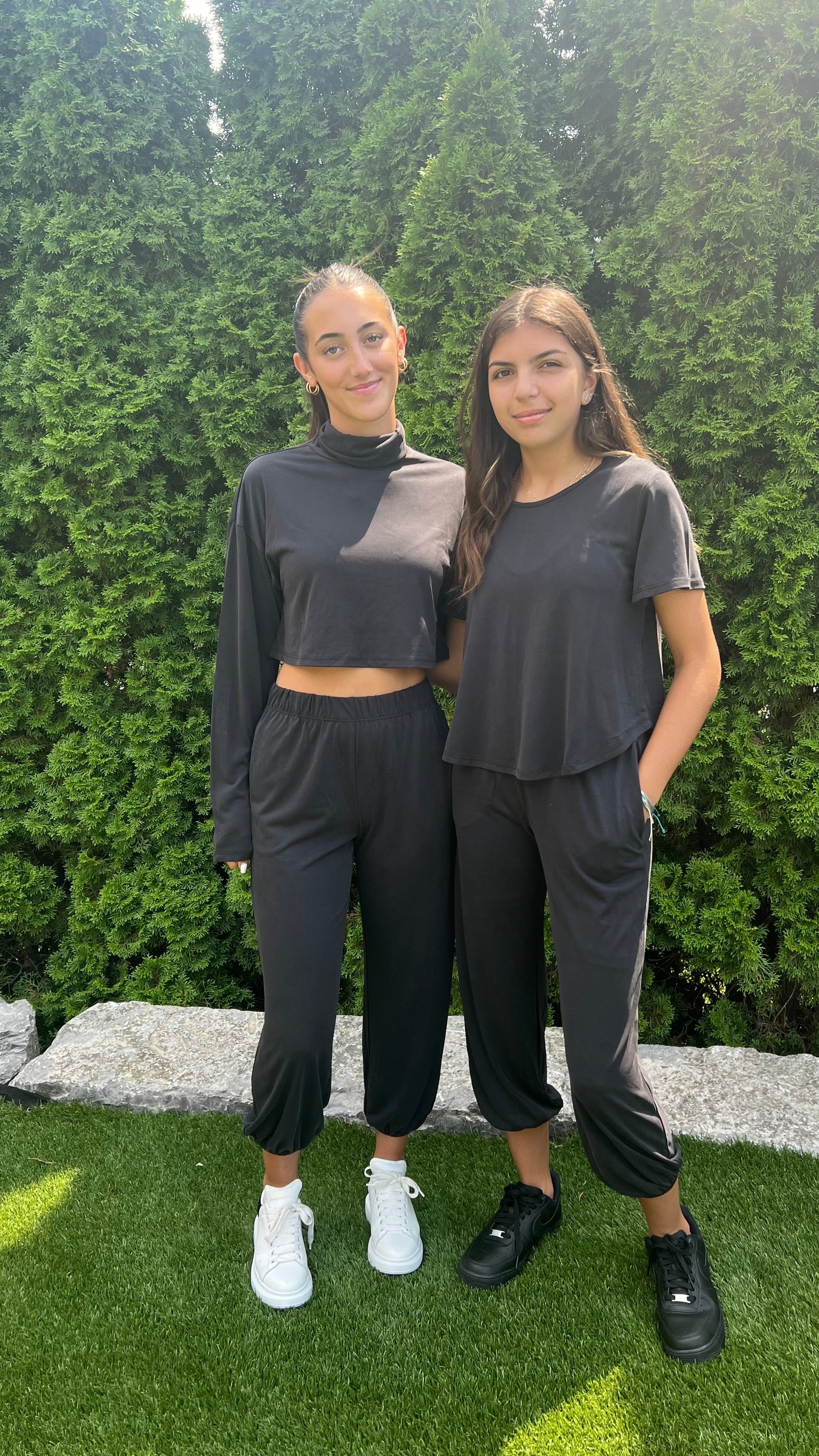 RD Style Trina Cropped Turtleneck Top | Charcoal