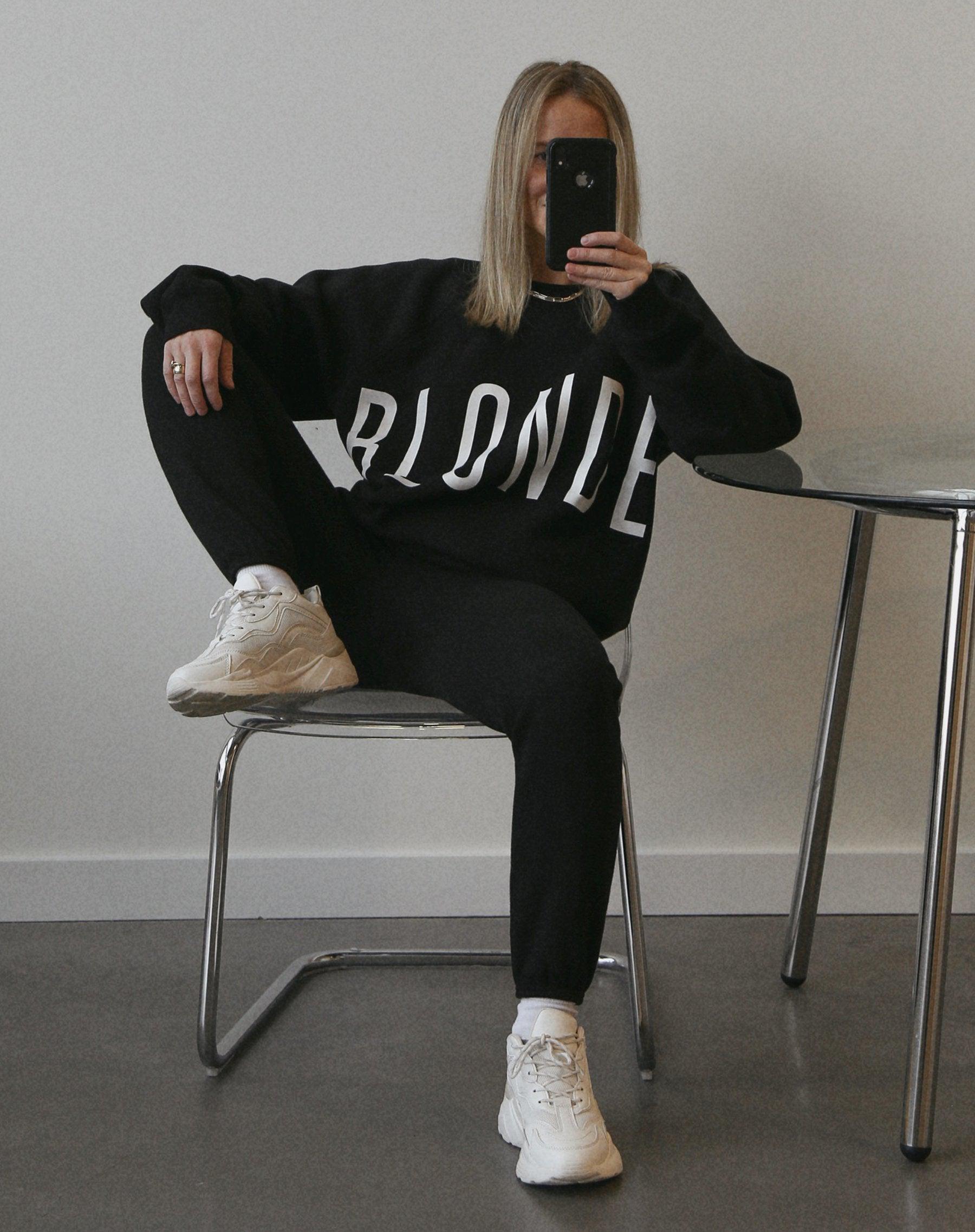 The "BLONDE" Big Sister Crew Neck Sweatshirt | Black