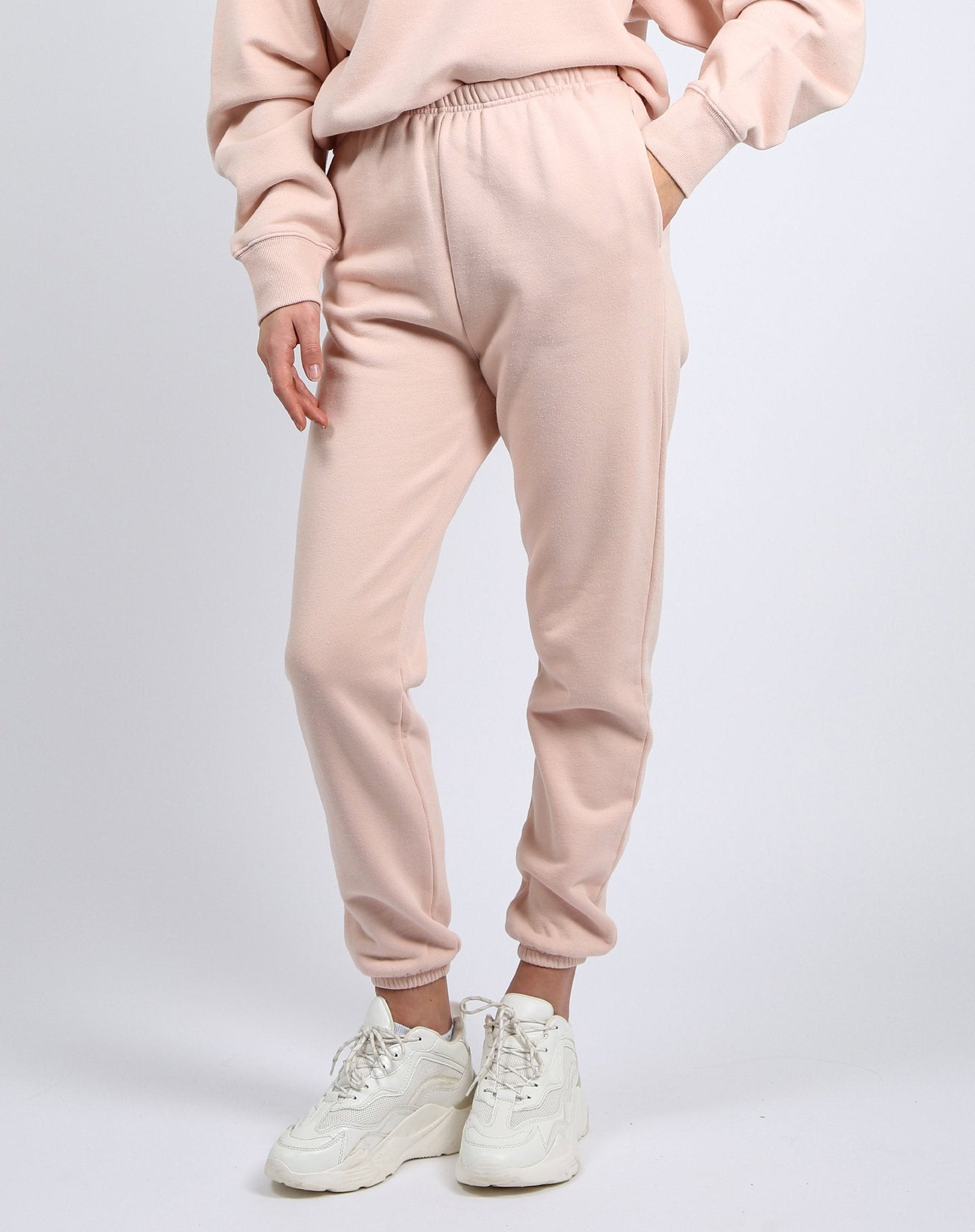 The Brunette The Label "BEST FRIEND" Jogger l Peach Cream