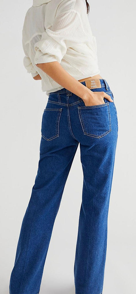 Free People - Ava High-Rise Bootcut Jeans in timeless Blue