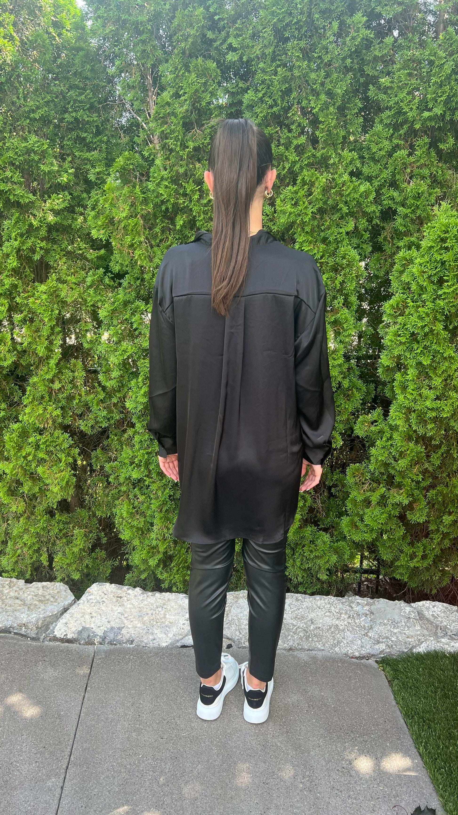RD Style Penelope Satin Blouse | Black
