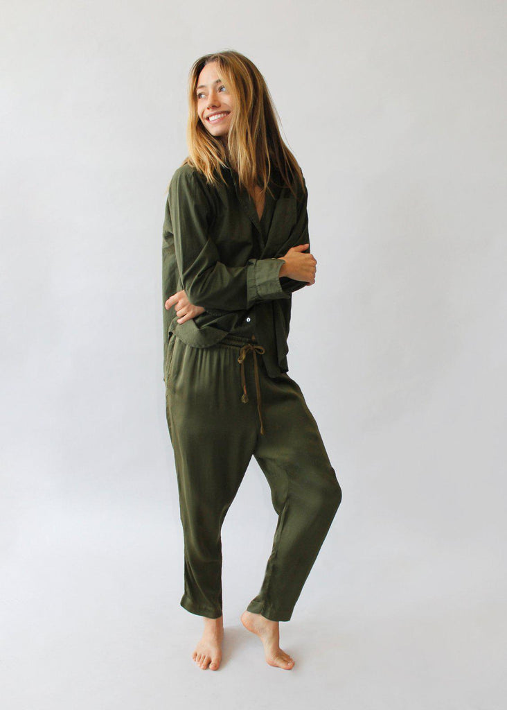 Track Pant In Olive - Cali Dreaming